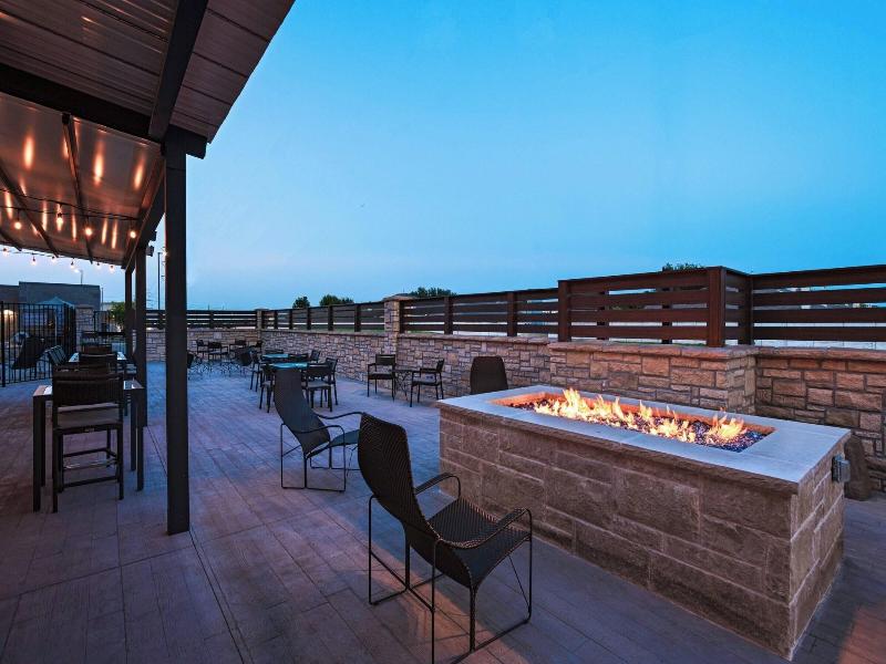 Courtyard By Marriott Dallas Grand Prairie image