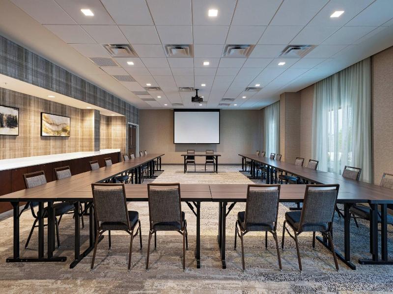 Courtyard By Marriott Dallas Grand Prairie image