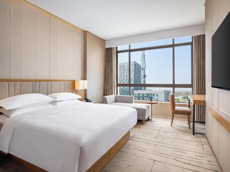Four Points by Sheraton Shanghai, Kangqiao image