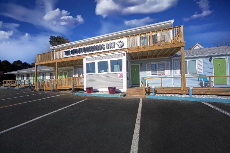 The Inn At Buzzards Bay — general view