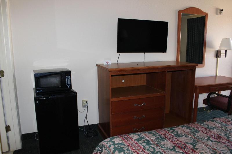 Nationwide 9 Inn image 6