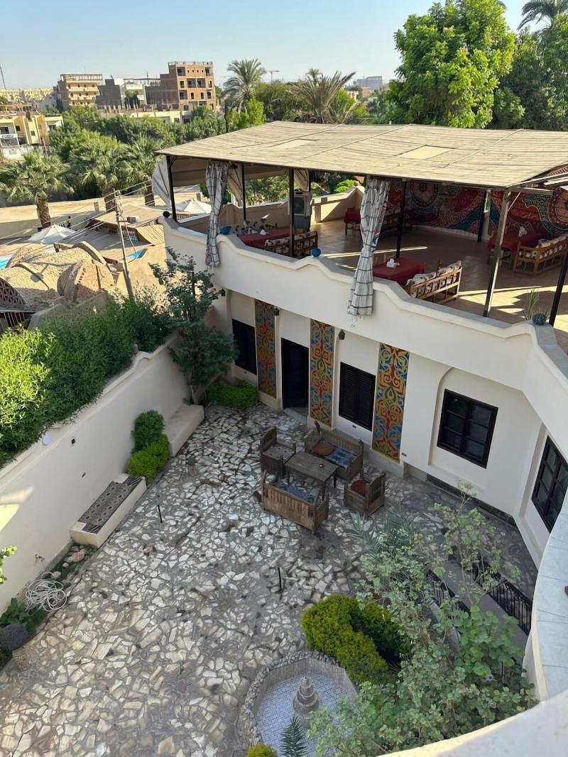 El Nakhil Hotel image