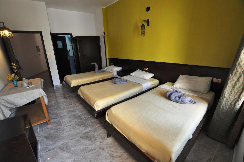 El Nakhil Hotel image