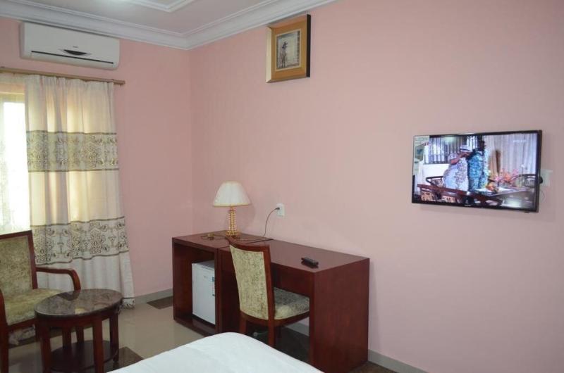 Precious Guest Lodge image