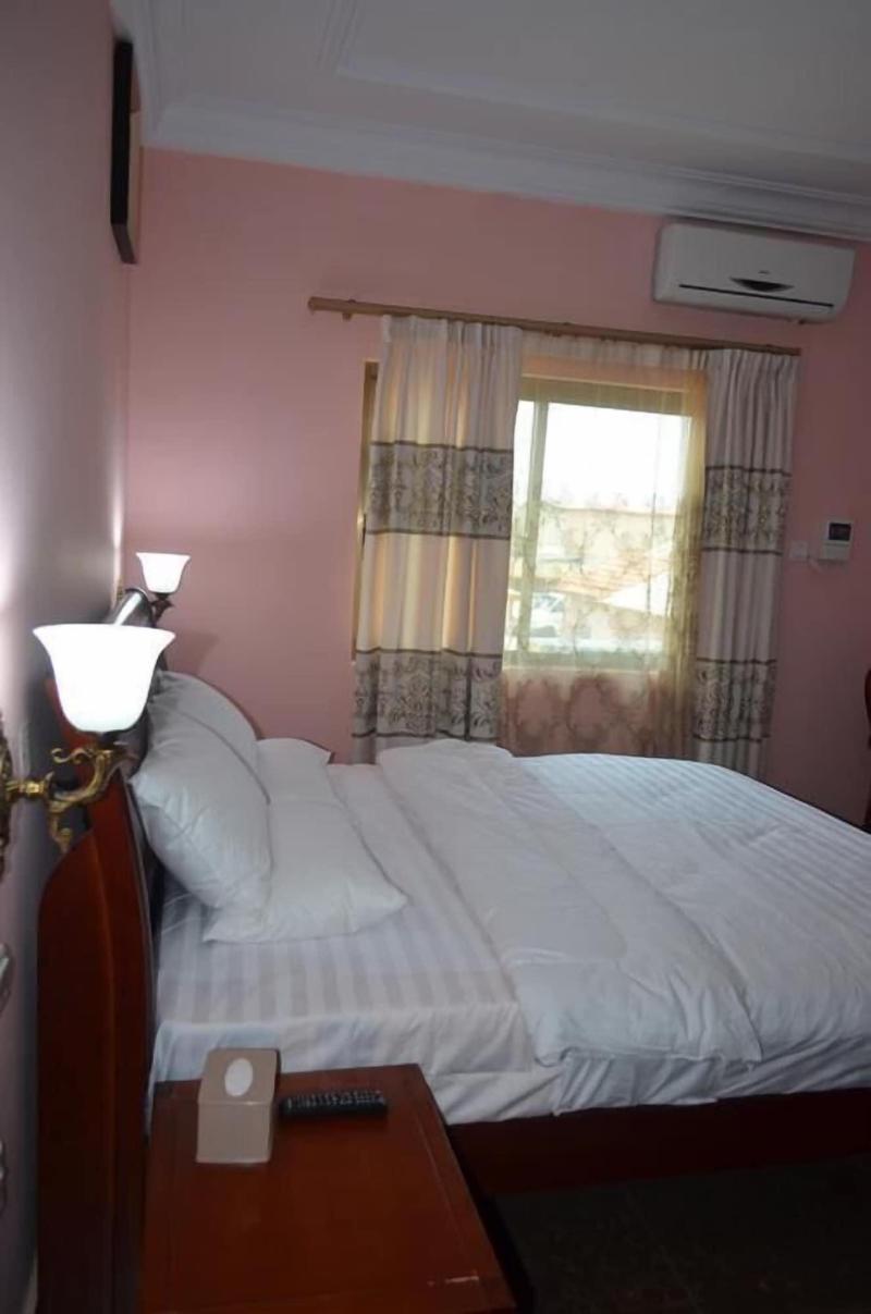 Precious Guest Lodge image