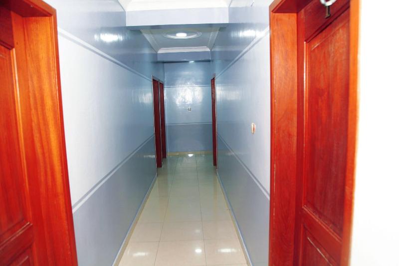 Flat Hotel Kandolo Gombe image