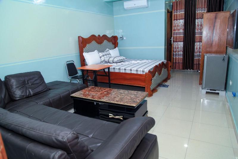 Flat Hotel Kandolo Gombe image