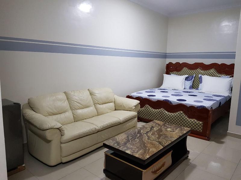 Flat Hotel Kandolo Gombe image