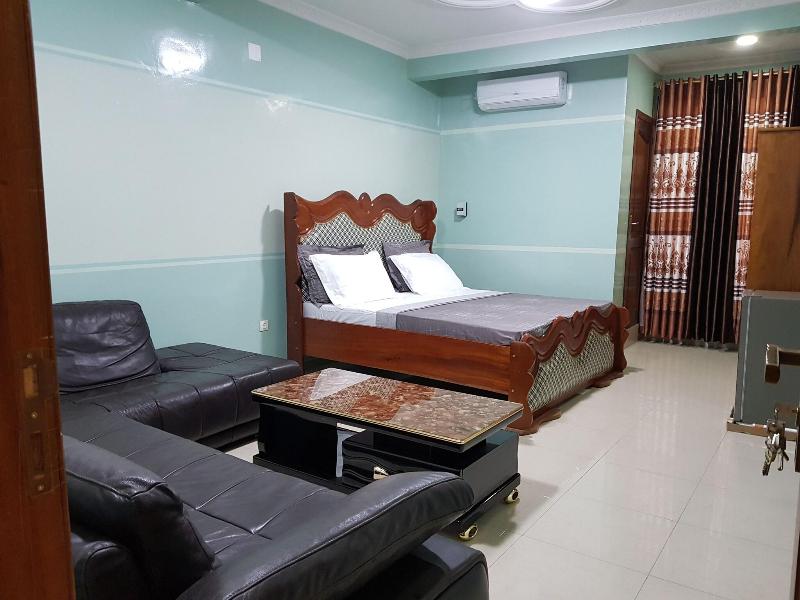Flat Hotel Kandolo Gombe image