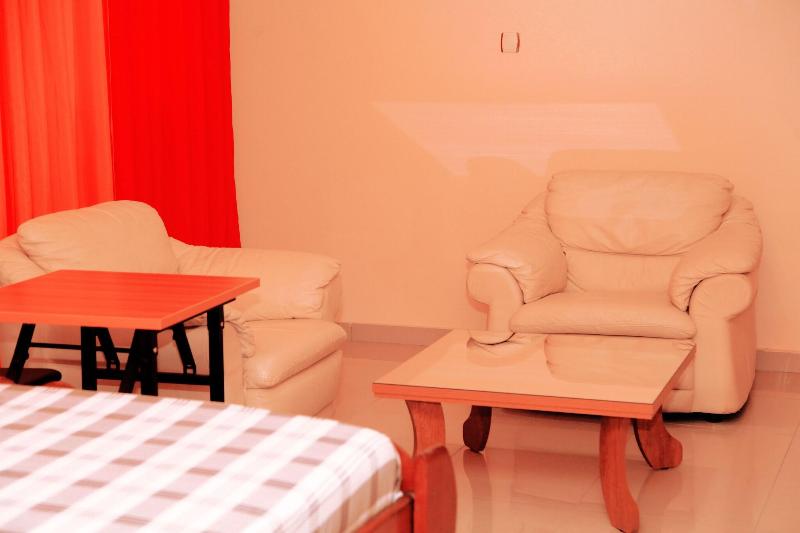 Flat Hotel Kandolo Gombe image