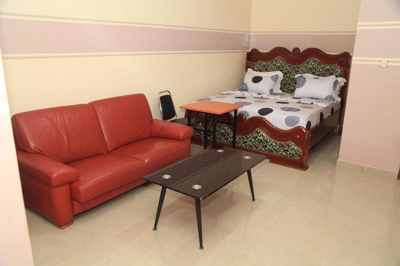 Flat Hotel Kandolo Gombe image