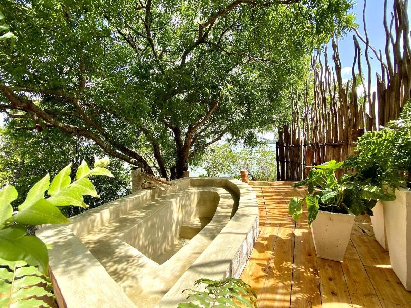Rock And Sea Resort image
