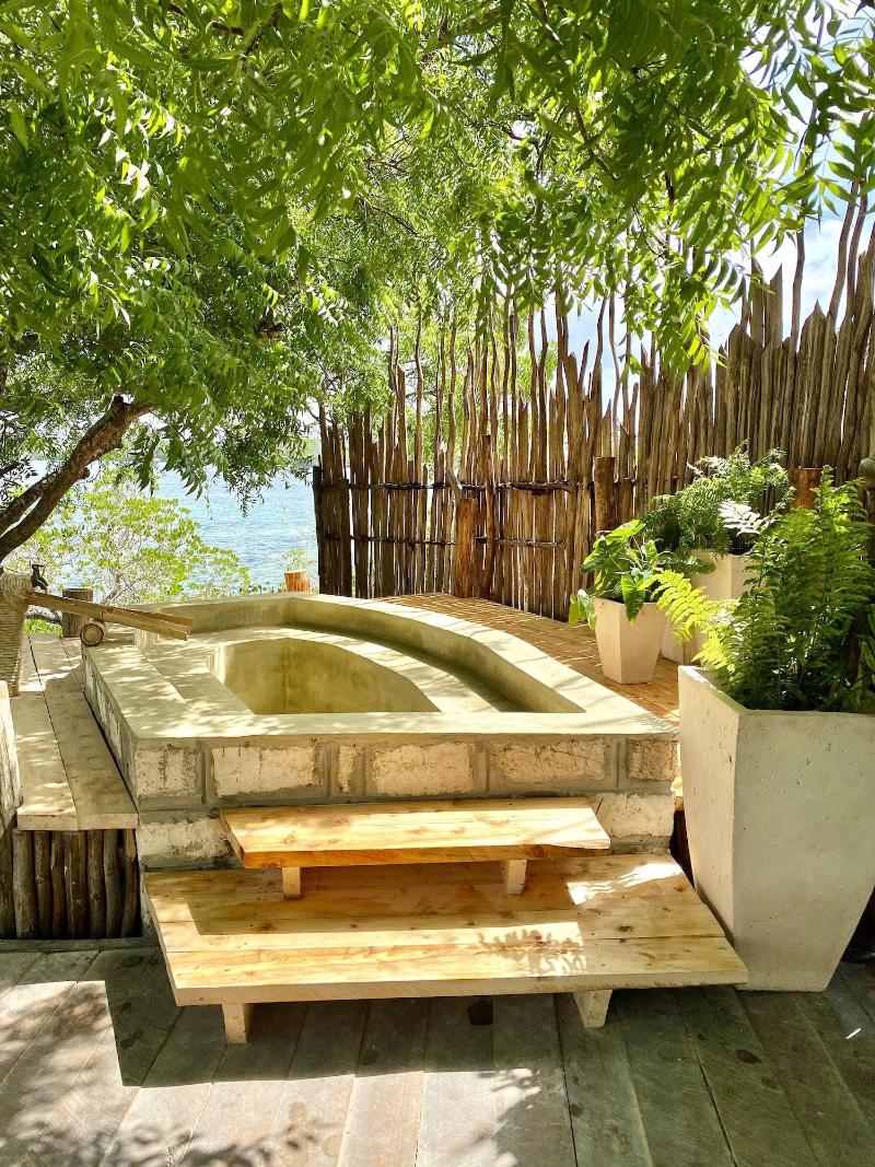 Rock And Sea Resort image