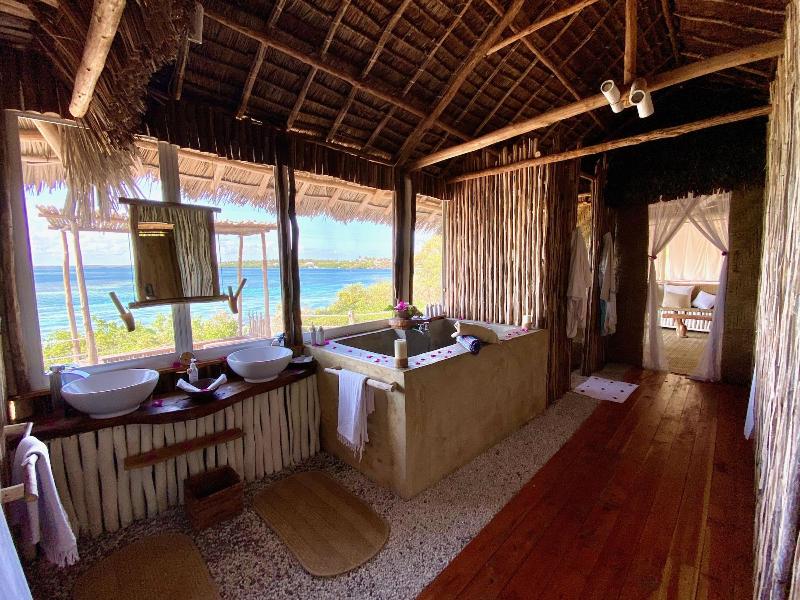 Rock And Sea Resort image