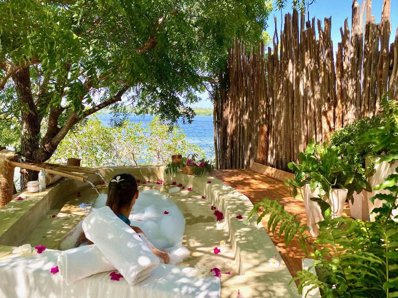 Rock And Sea Resort image