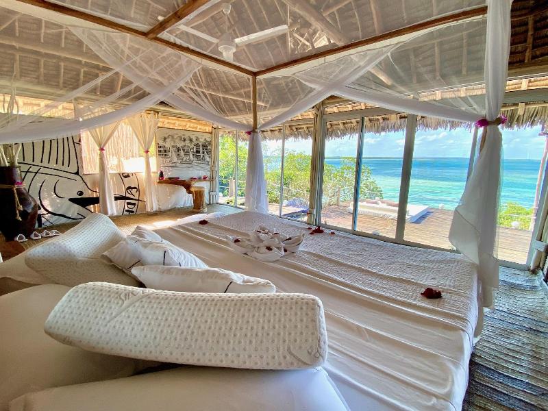 Rock And Sea Resort image