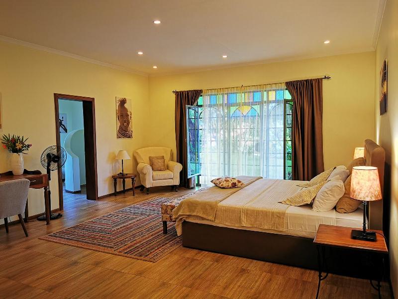 Pink Flamingo Boutique Hotel image