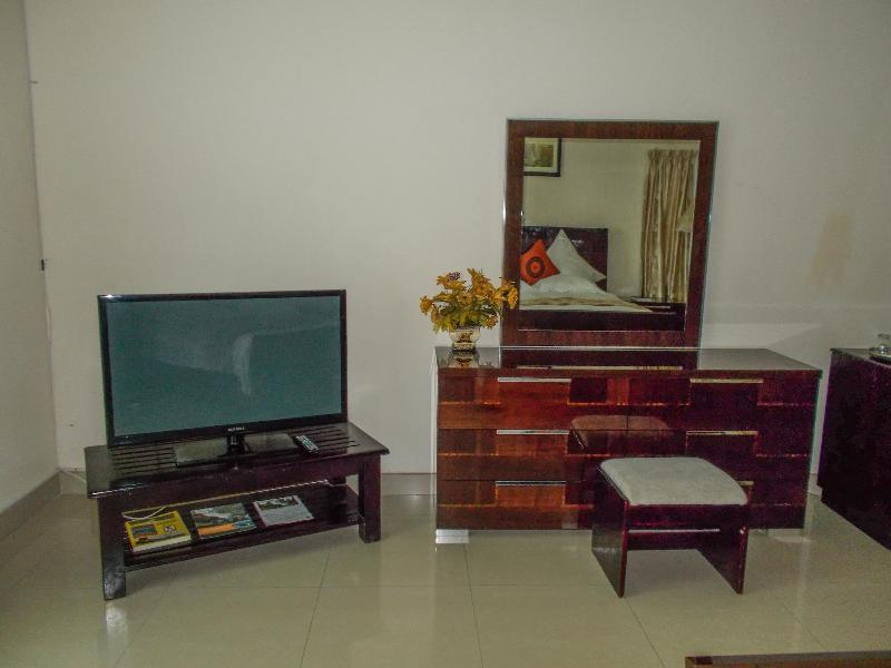 Waterfalls Hotel image