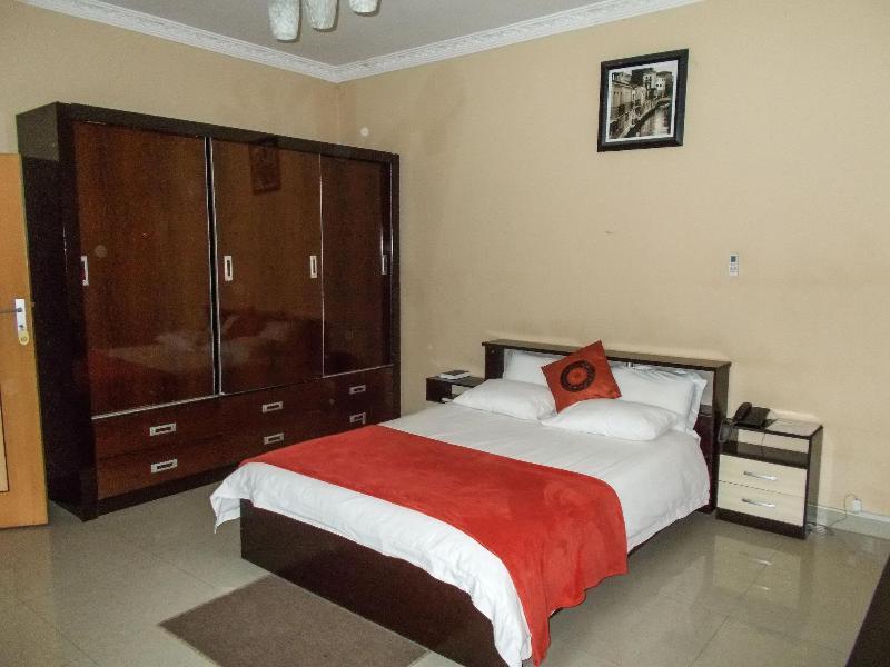 Waterfalls Hotel image