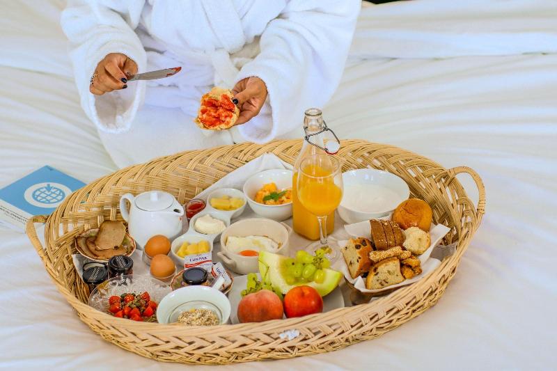 Pino di Loto Boutique Bed & Breakfast image