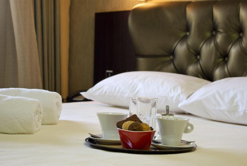 Principal New Leisure Hotel image
