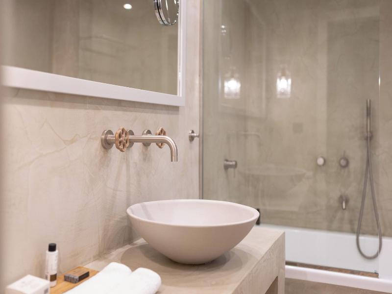 Alistos Hotel image