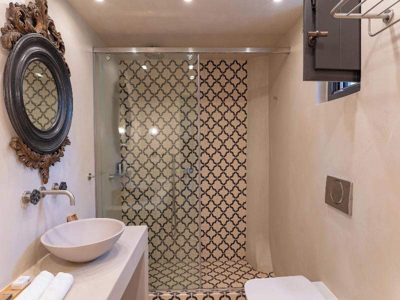 Alistos Hotel image