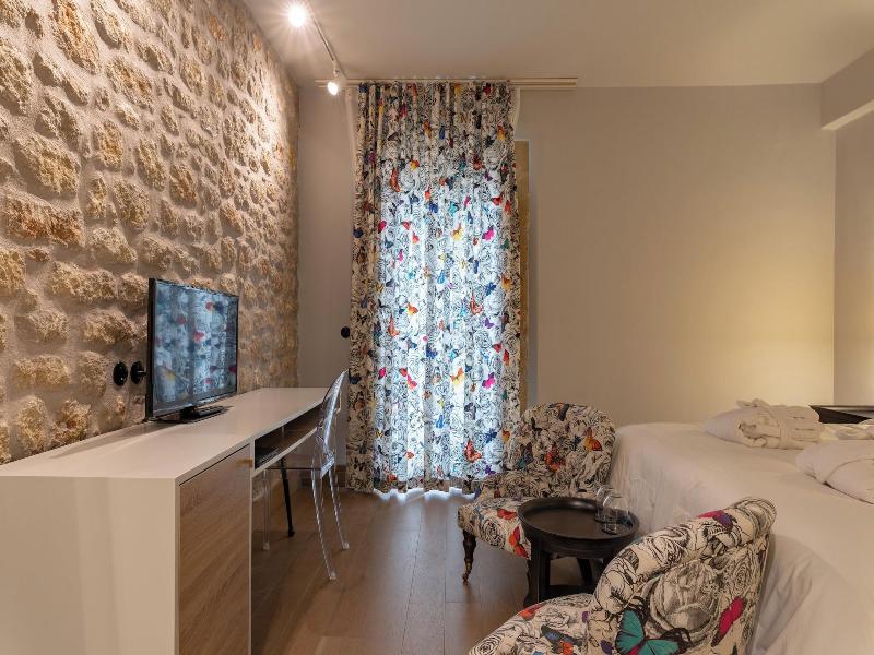 Alistos Hotel image