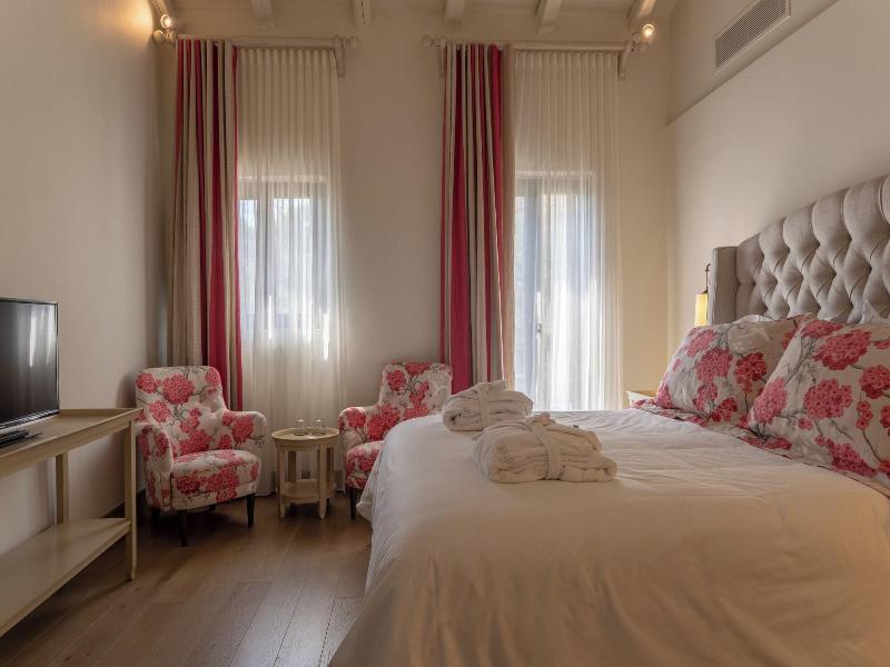 Alistos Hotel image