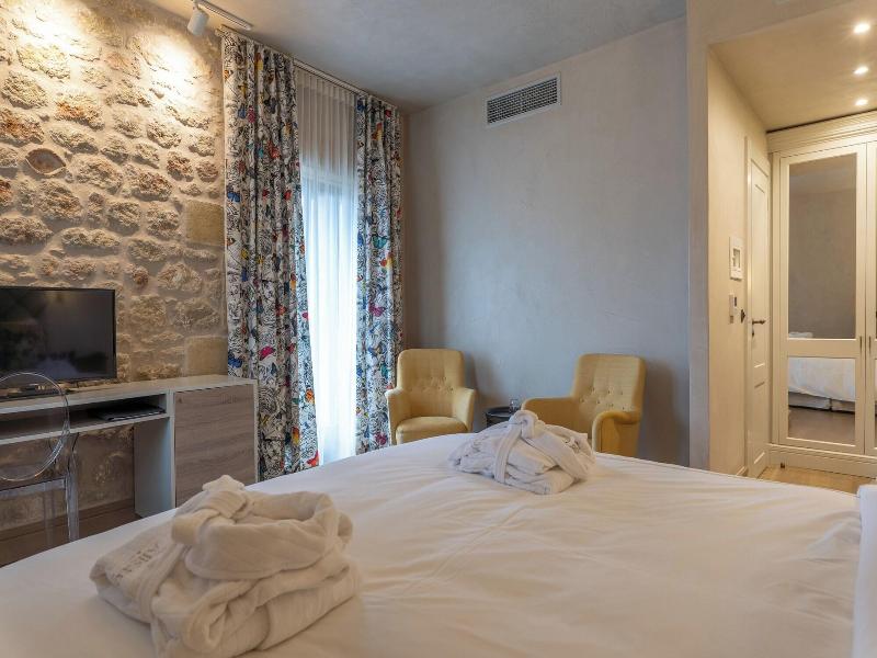 Alistos Hotel image