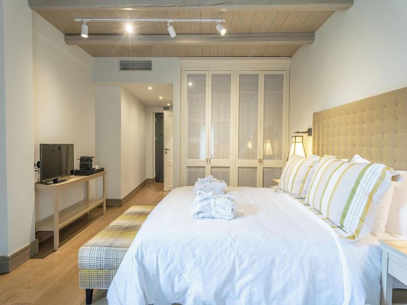 Alistos Hotel image