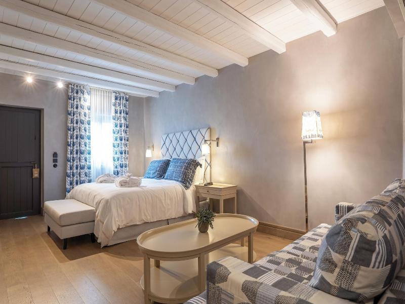 Alistos Hotel image