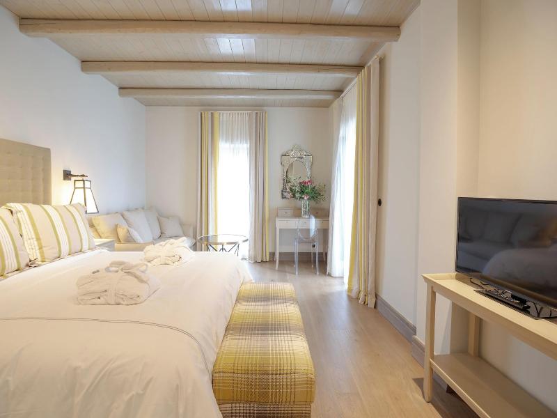 Alistos Hotel image
