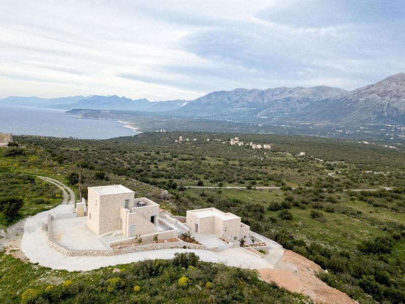 Vorino Luxury Villas image