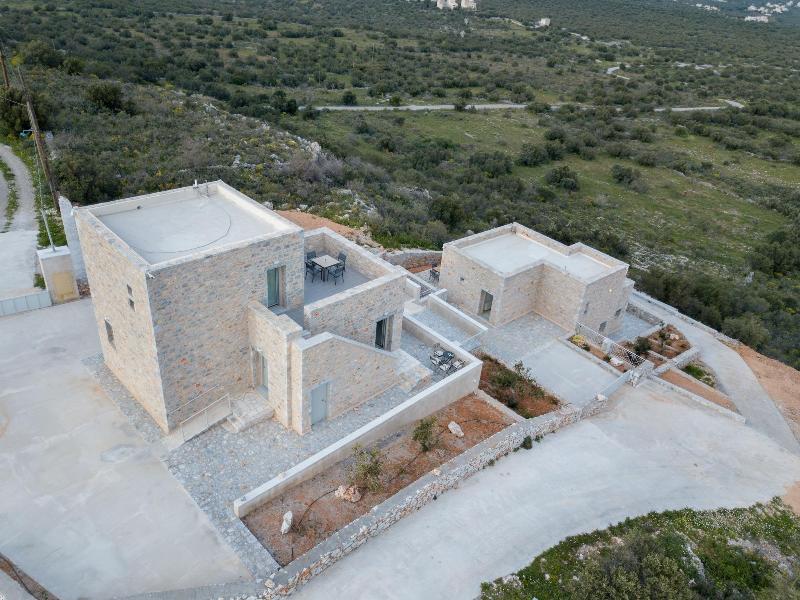 Vorino Luxury Villas image