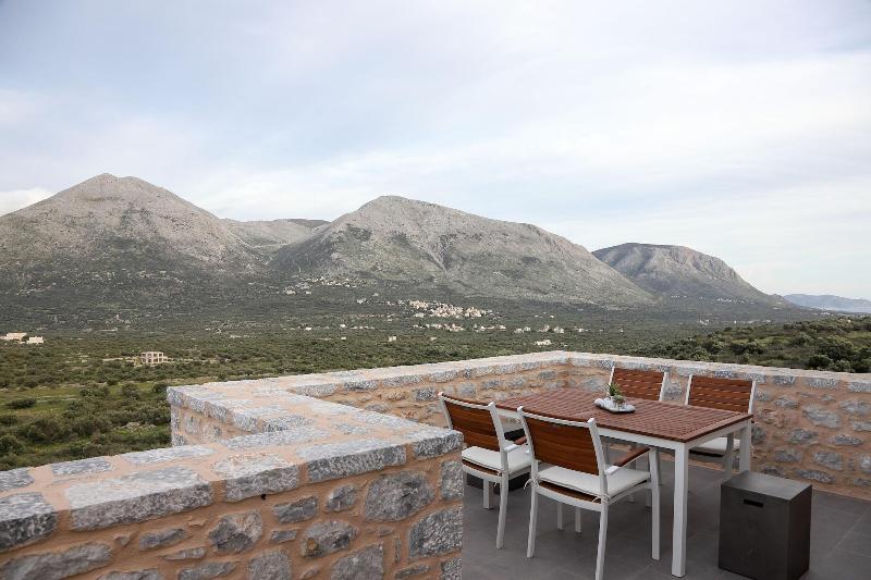 Vorino Luxury Villas image