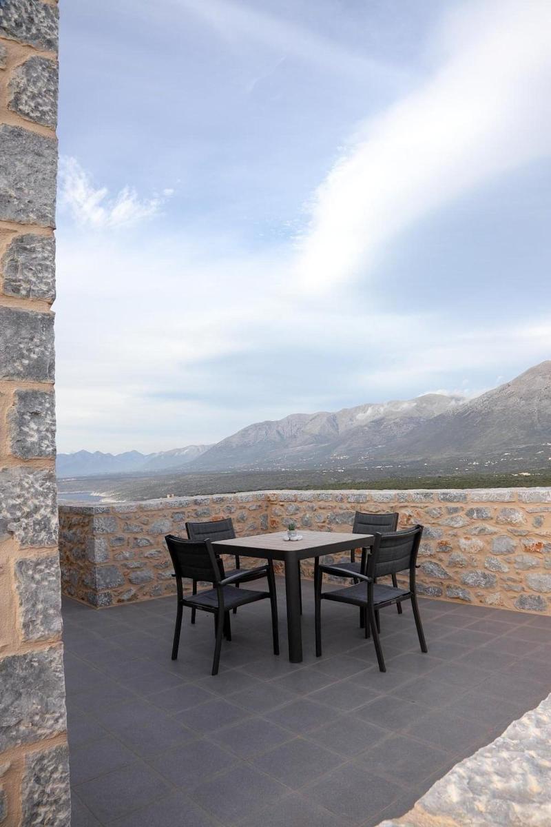 Vorino Luxury Villas image