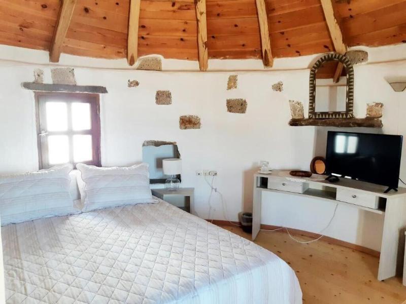 Fotilia Hotel image