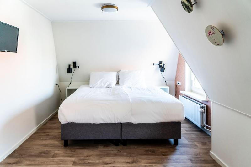 Boutique Hotel Charley's image