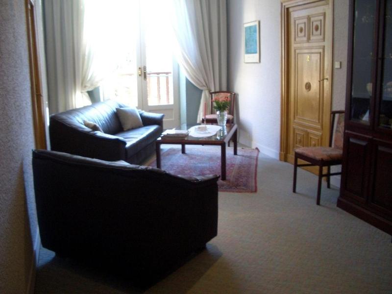 Le Platane image
