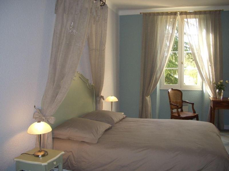 Le Platane image