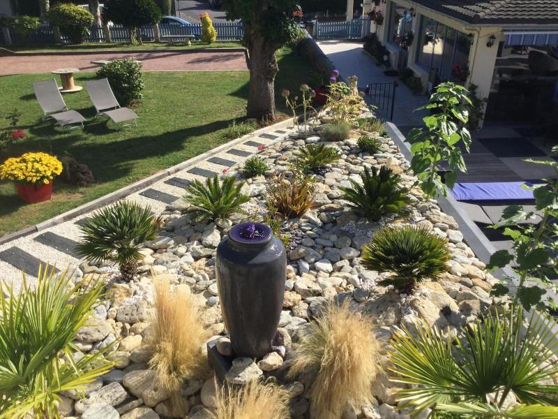Hotel La Piscine image