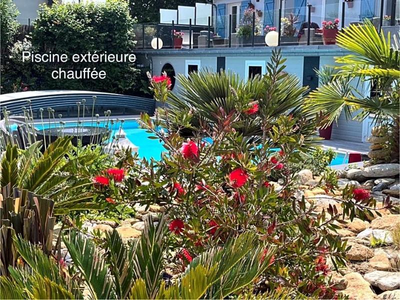 Hotel La Piscine image