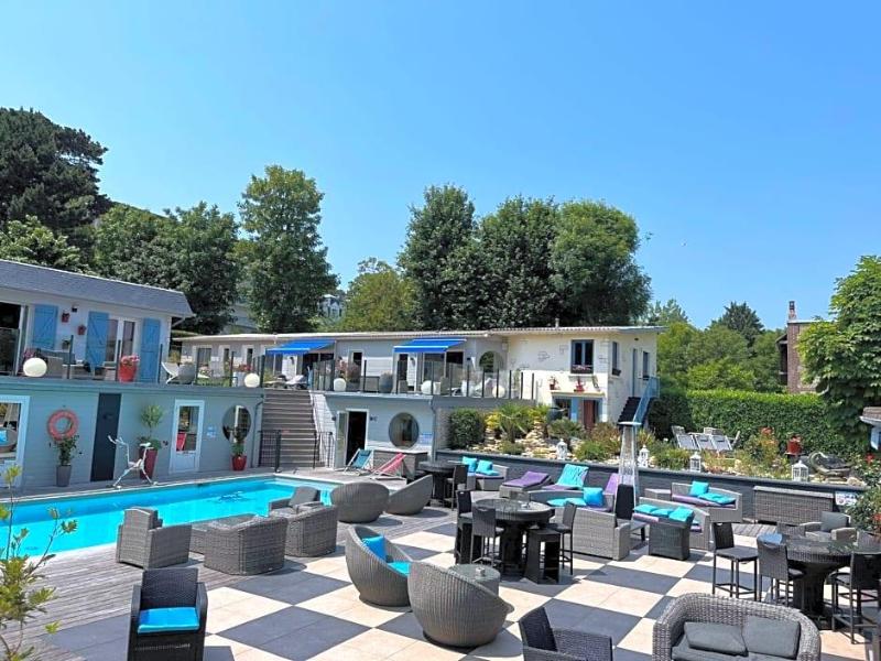 Hotel La Piscine image
