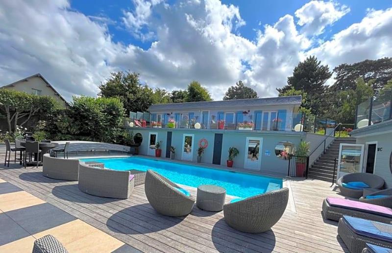 Hotel La Piscine image