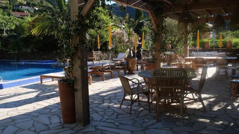 Hotel La Piscine image