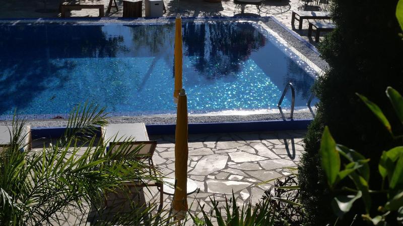Hotel La Piscine image