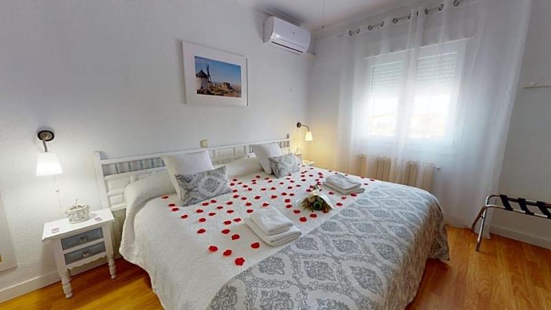 Hotel Consuegra image