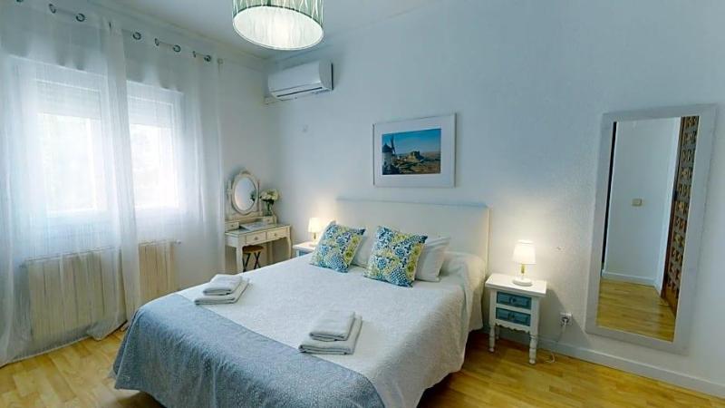 Hotel Consuegra image