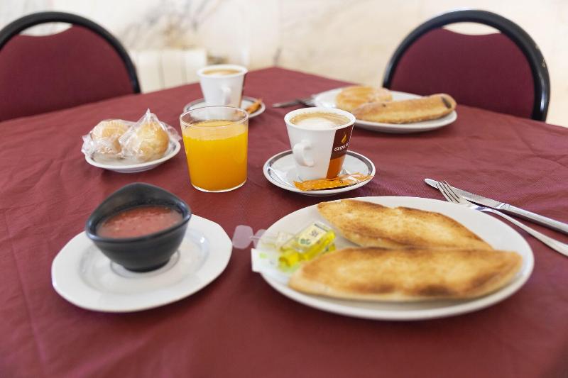 Hotel Consuegra image